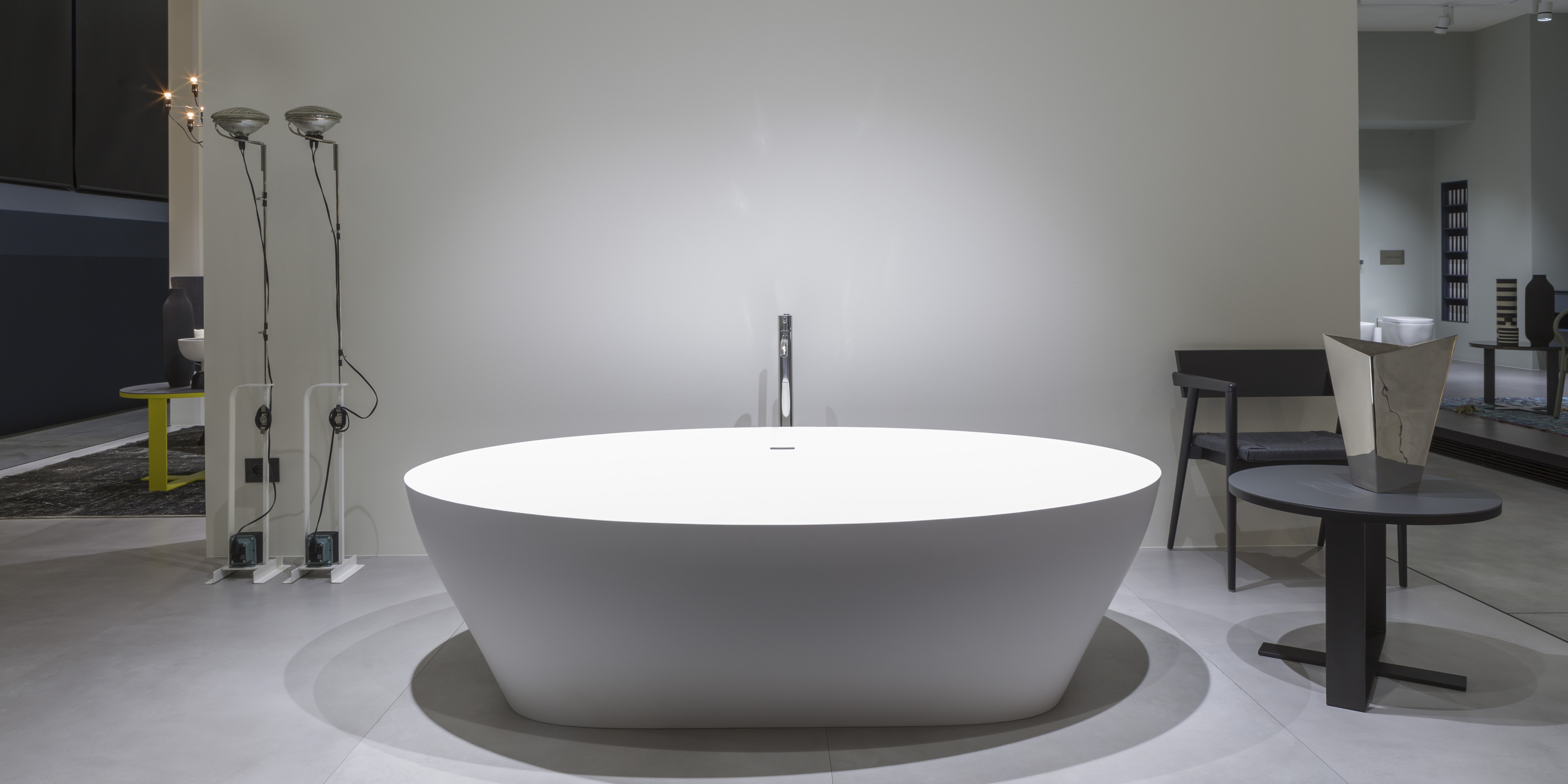 Bathtub Premium Bathware